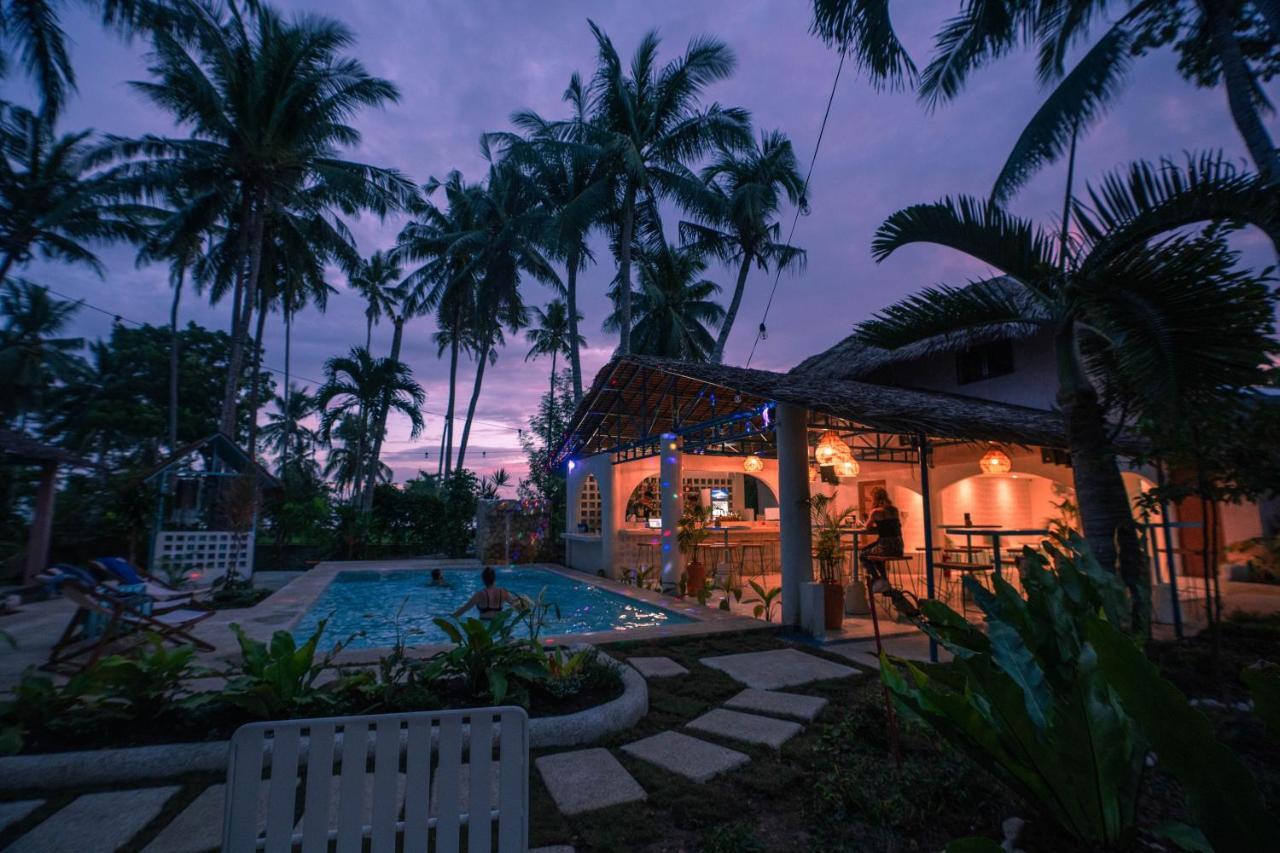 Mad Monkey Panglao Hostel Exterior photo